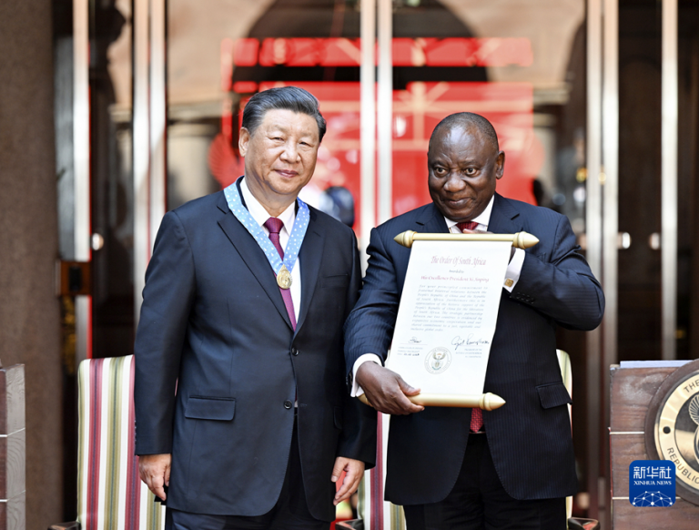 Xi Jinping met with the President of South Africa and reached a number of cooperation agreements including new energy power investment